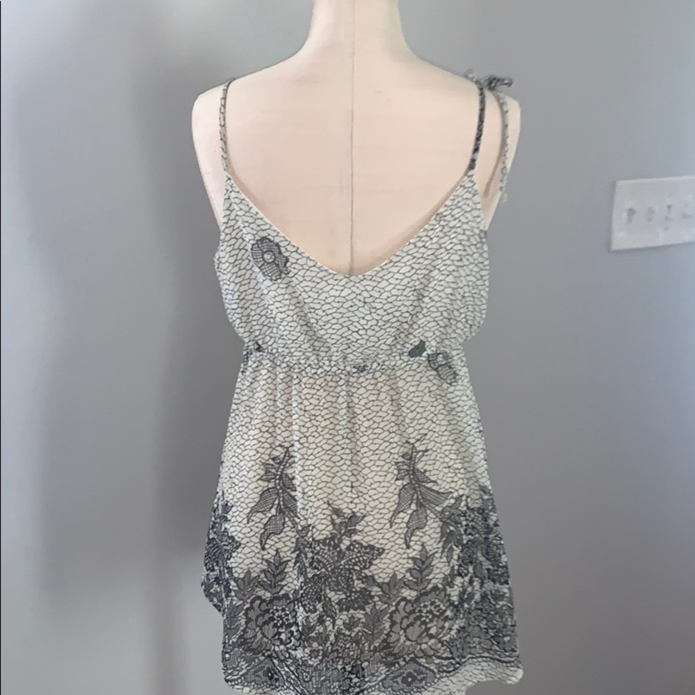Sleeveless top